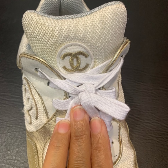 Epic combo interlocking CHANEL cruise neutral tone  sneakers shoes - Picture 6 of 11